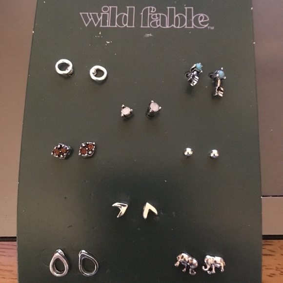 NWT WILD FABLE ELEPHANT & STONE 8-CT EARRING SET - Picture 2 of 4